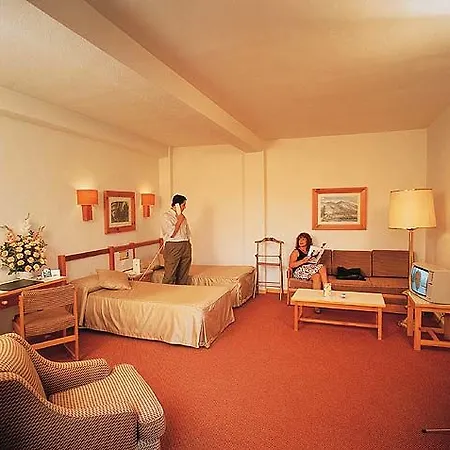 Tryp Alcano 3*